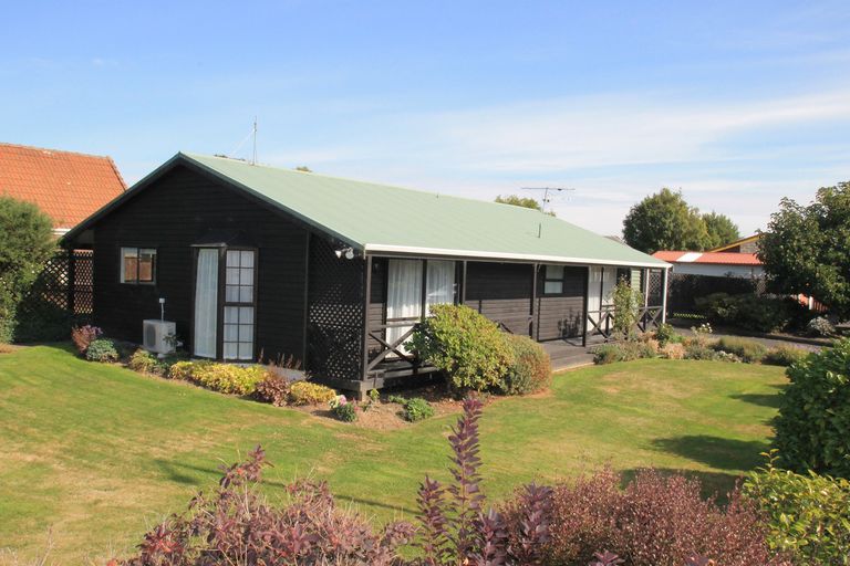 Photo of property in 111 Hagart-alexander Drive, Mosgiel, 9024