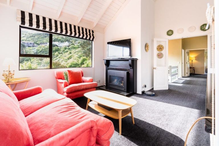 Photo of property in 17 Butavas Street, Khandallah, Wellington, 6035