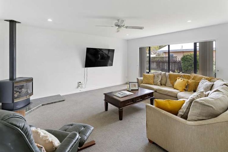 Photo of property in 116a West Street, Greytown, 5712