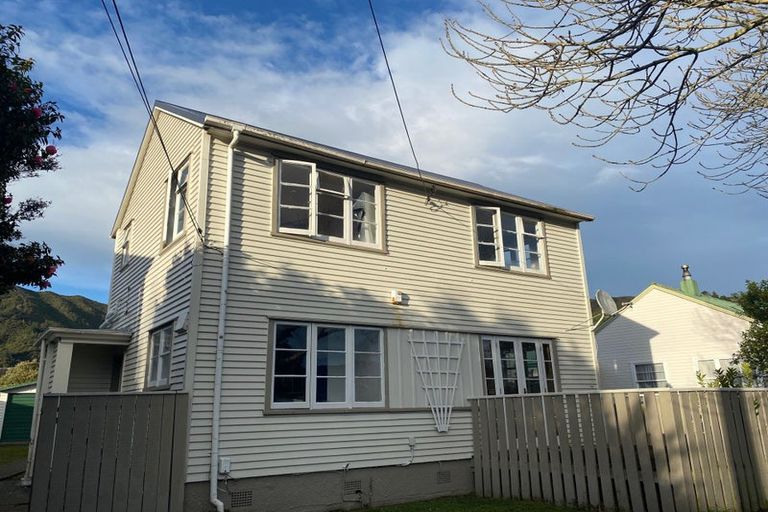Photo of property in 3 Keys Street, Naenae, Lower Hutt, 5011