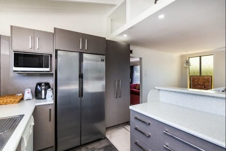 Photo of property in 1/15 Kotare Street, Hilltop, Taupo, 3330