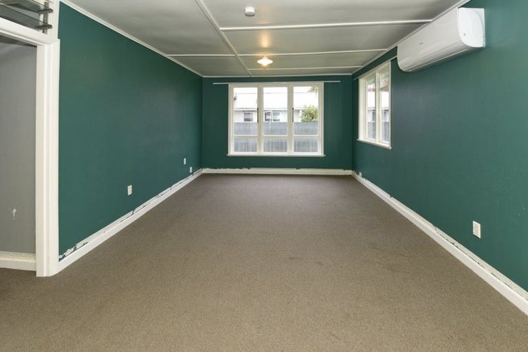 Photo of property in 15 Willow Street, Hampstead, Ashburton, 7700