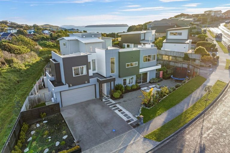 Photo of property in 3 Mo Street, Camborne, Porirua, 5026