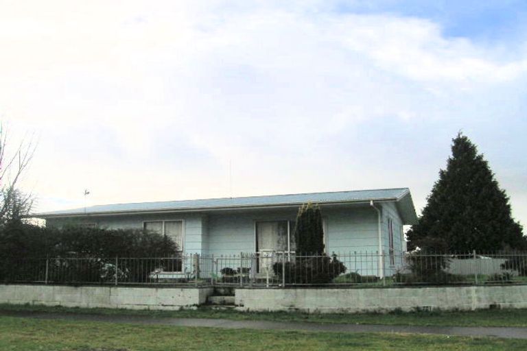 Photo of property in 14 Kingsley Drive, Flaxmere, Hastings, 4120