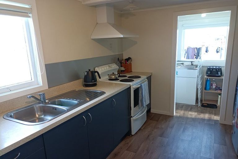 Photo of property in 102 Peel Street, Westport, 7825