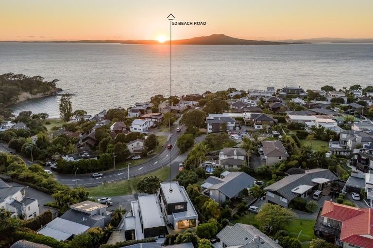 Photo of property in 52 Beach Road, Castor Bay, Auckland, 0620