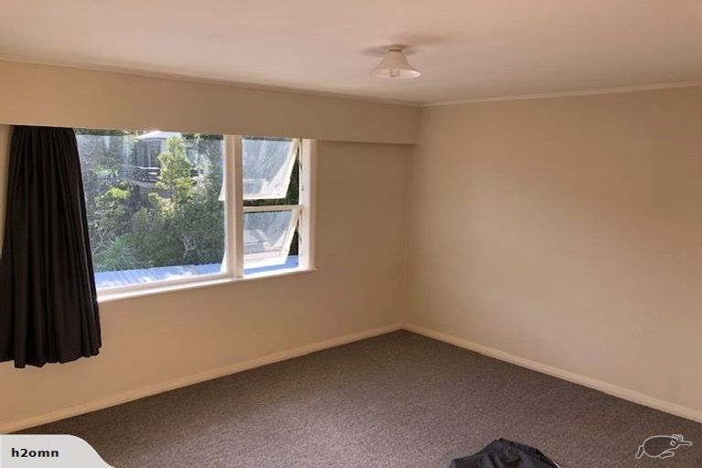 Photo of property in 41 Randwick Road, Northland, Wellington, 6012