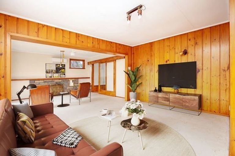 Photo of property in 111 Oxford Street, Lansdowne, Masterton, 5810