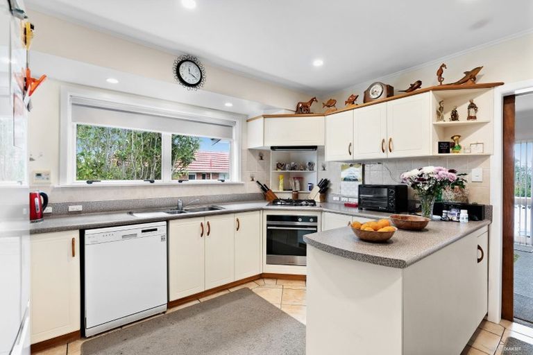 Photo of property in 247 Don Buck Road, Massey, Auckland, 0614