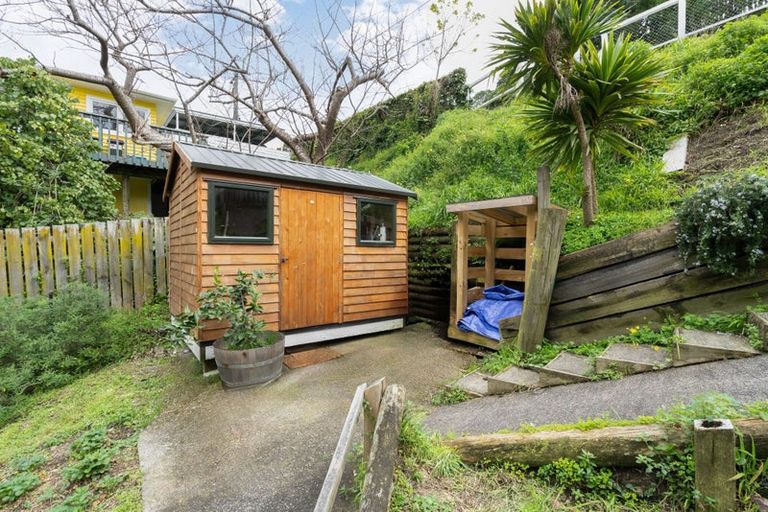 Photo of property in 56 Tilley Road, Paekakariki, 5034