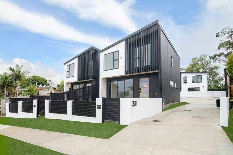 Photo of property in 31 Kurnell Drive, Botany Downs, Auckland, 2010