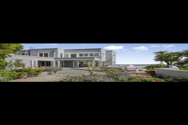 Photo of property in 58 Ferry Road, Days Bay, Lower Hutt, 5013