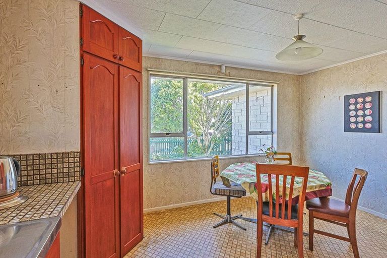 Photo of property in 118 Harlech Street, Mayfair, Hastings, 4122