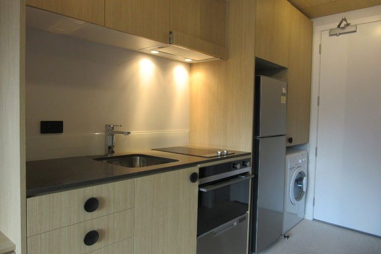 Photo of property in Vedado Apartments, 302/41u Hopper Street, Mount Cook, Wellington, 6011