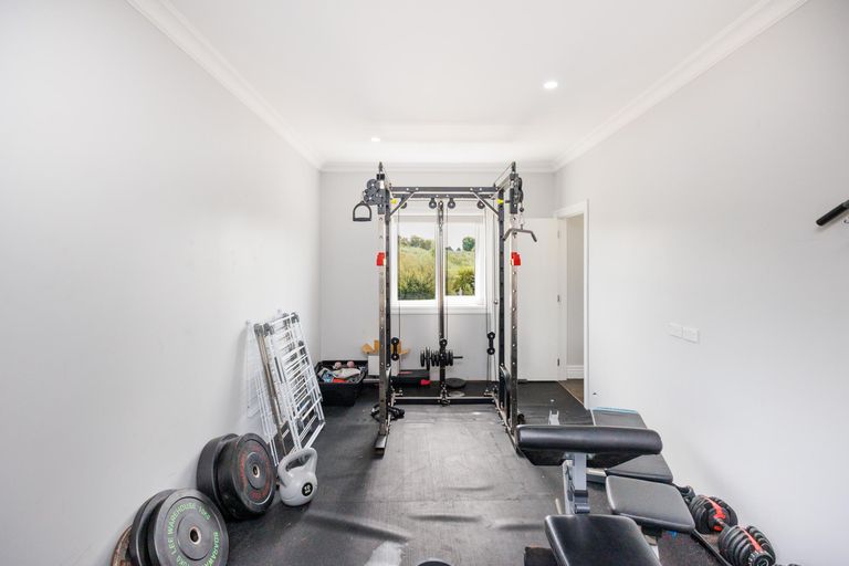 Photo of property in 52 Highland View Drive, Tokomaru, Palmerston North, 4474