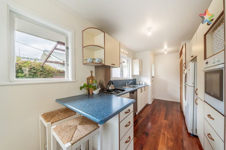 Photo of property in 31a Leighton Avenue, Waiwhetu, Lower Hutt, 5010