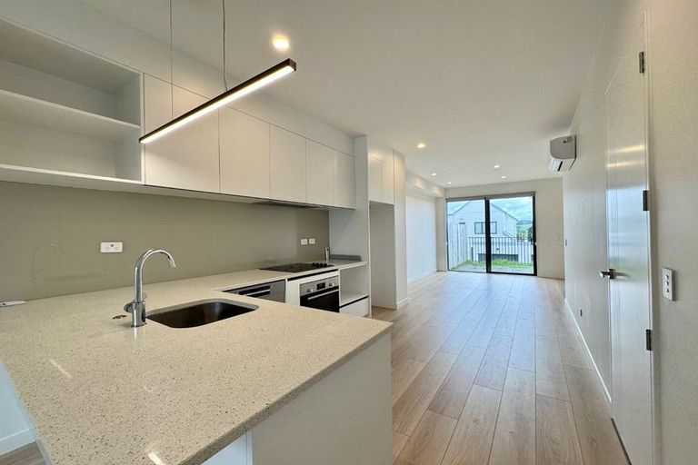 Photo of property in 14 Porowha Road, Westgate, Auckland, 0814