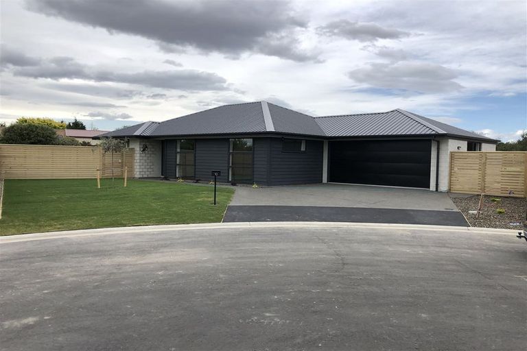 Photo of property in 10 Kiddy Place, Rolleston, 7614