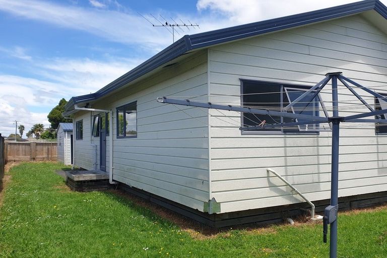 Photo of property in 32e Station Road, Takanini, 2112