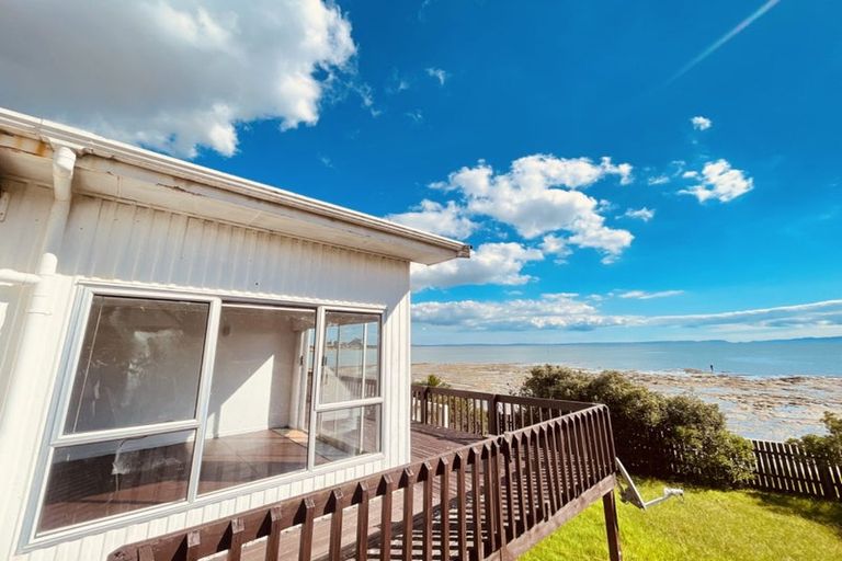 Photo of property in 49 Roys Road, Weymouth, Auckland, 2103