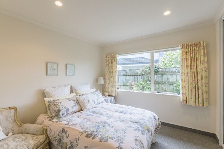 Photo of property in 100 Michael Road, Paraparaumu Beach, Paraparaumu, 5032