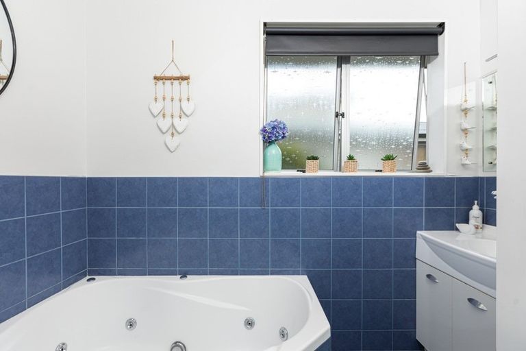 Photo of property in 1 Eden Terrace, Waipukurau, 4200