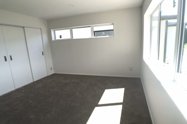 Photo of property in 12 Greenfinch Road, Hobsonville, Auckland, 0616