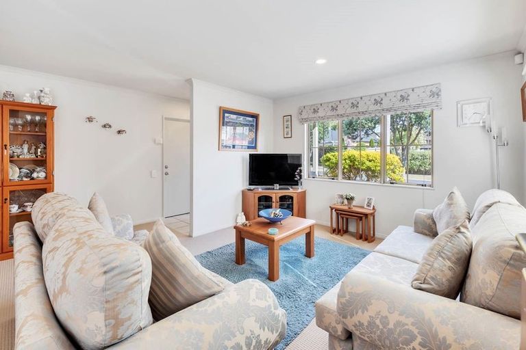 Photo of property in 69 Espalier Drive, Henderson, Auckland, 0612