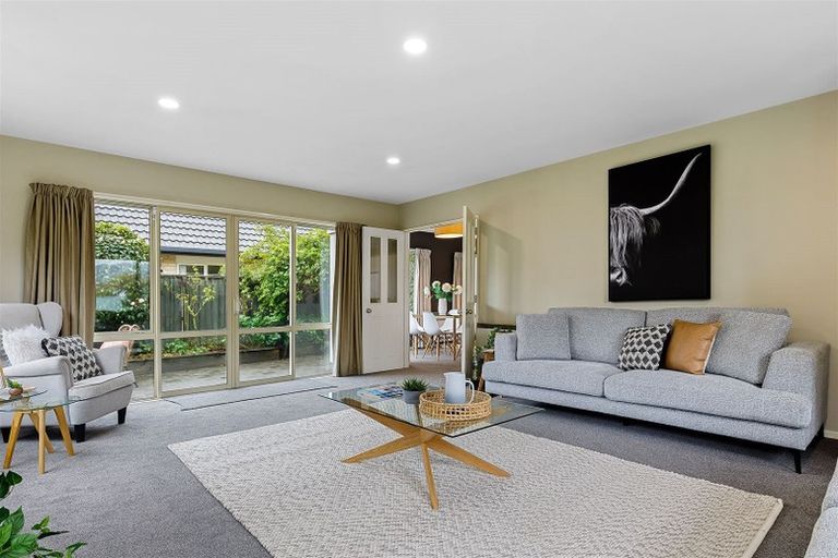 Photo of property in 79 Fifield Terrace, Waltham, Christchurch, 8023