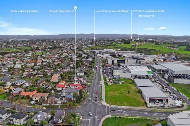 Photo of property in 231 Hobsonville Road, Hobsonville, Auckland, 0618