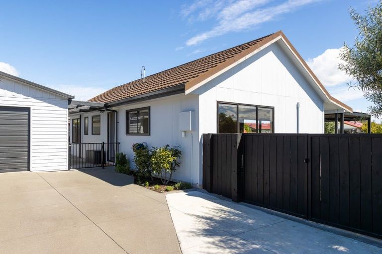 Photo of property in 1 Beveridge Place, Greenmeadows, Napier, 4112