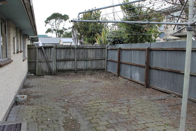 Photo of property in 2/372 Hereford Street, Linwood, Christchurch, 8011