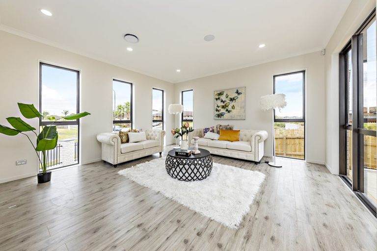 Photo of property in 11 Lavey Road, Flat Bush, Auckland, 2019