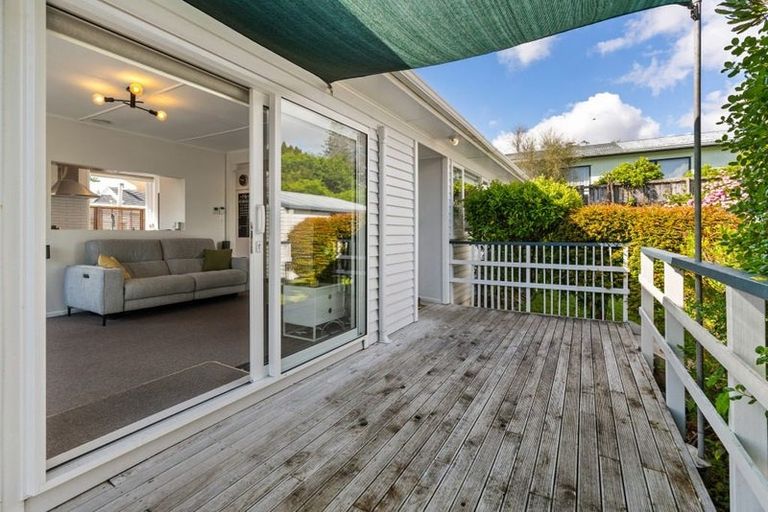 Photo of property in 13a Nikau Street, New Lynn, Auckland, 0600
