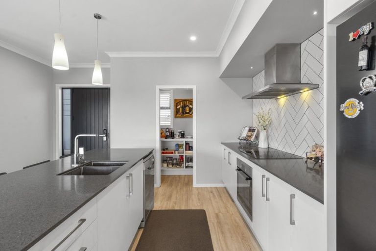 Photo of property in 130 Coast Boulevard, Papamoa Beach, Papamoa, 3118