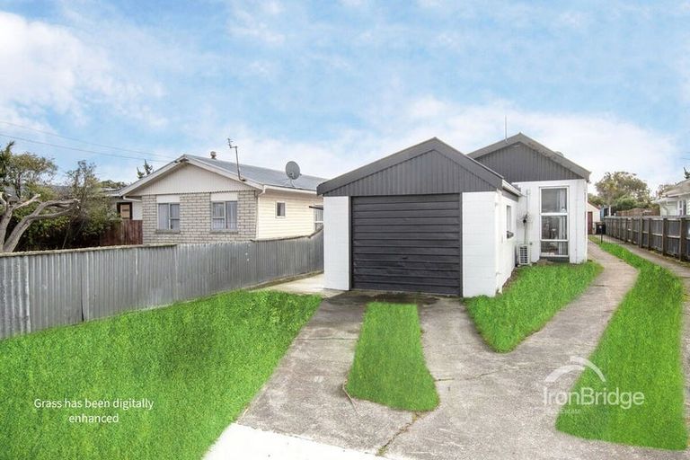 Photo of property in 24a Blake Street, New Brighton, Christchurch, 8061