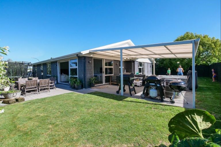 Photo of property in 42 Butterworth Crescent, Papamoa Beach, Papamoa, 3118