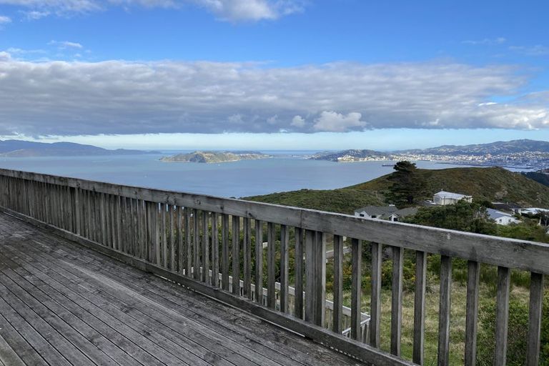 Photo of property in 49 Edgecombe Street, Newlands, Wellington, 6037