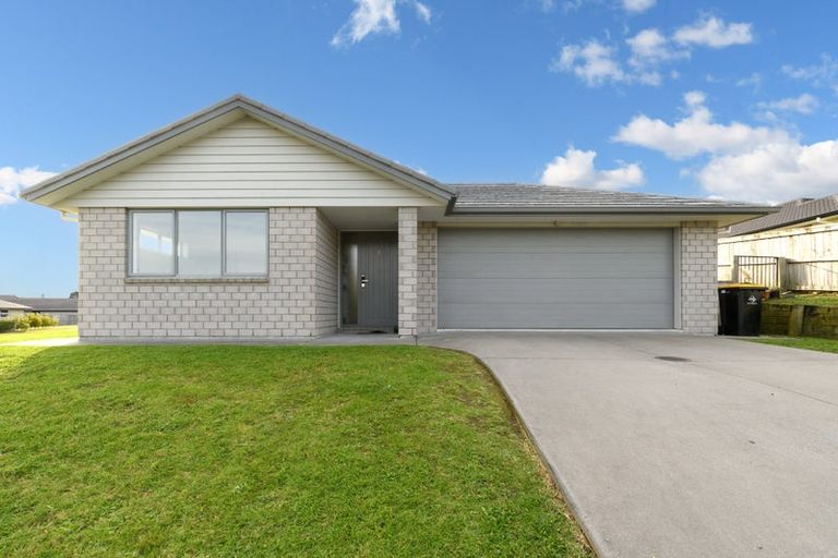 Photo of property in 1 Antrim Glade, Welcome Bay, Tauranga, 3175