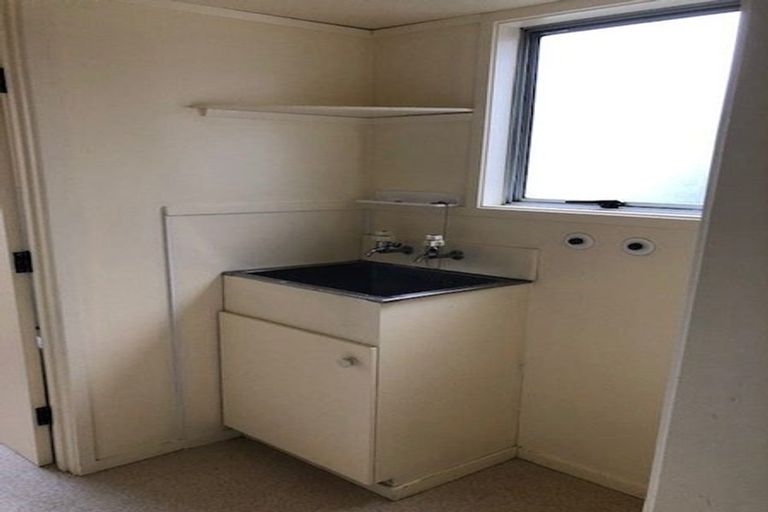 Photo of property in 3 Shepherds Road, Papakura, 2110