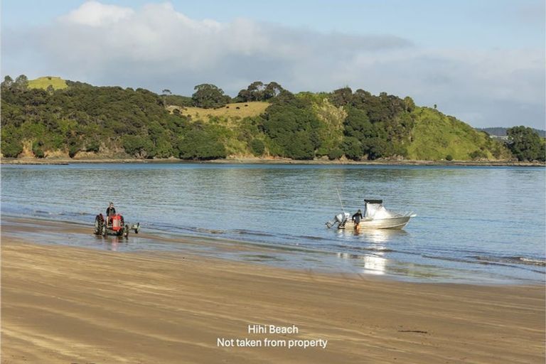 Photo of property in 8 Whitecaps Place, Hihi, Mangonui, 0494