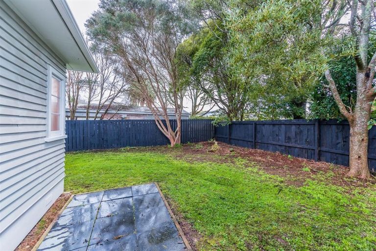 Photo of property in 15 Edward Street, Riverhead, 0820