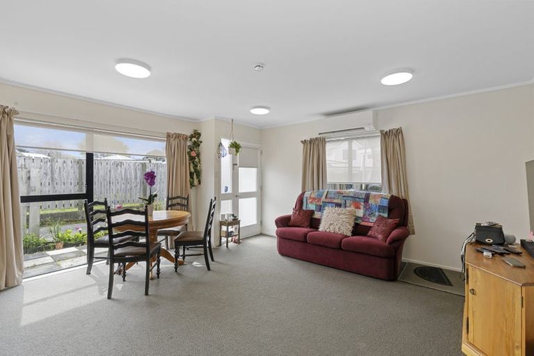 Photo of property in 4/24 Mason Street, Moera, Lower Hutt, 5010