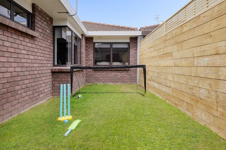 Photo of property in 22 Wells Avenue, Mount Maunganui, 3116