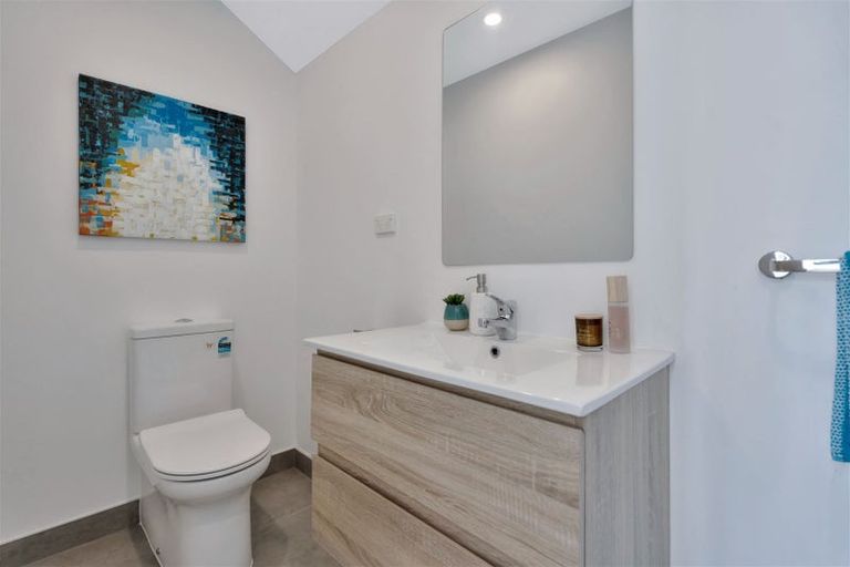 Photo of property in 17 Ivy Nola Way, Henderson, Auckland, 0612