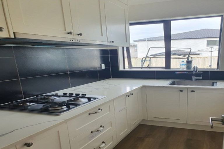 Photo of property in 57 Donegal Park Drive, Flat Bush, Auckland, 2019