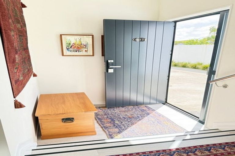 Photo of property in 60d Bay Street, Red Beach, 0932