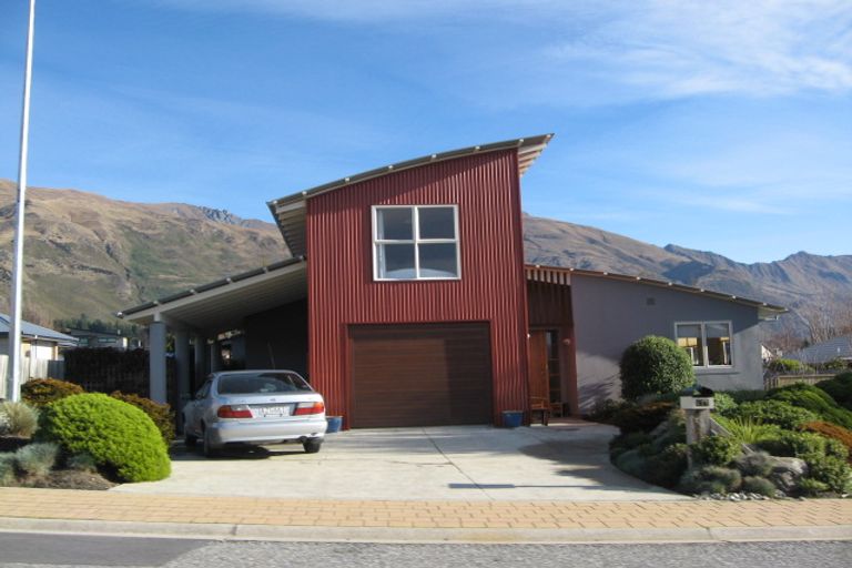 Photo of property in 117 Meadowstone Drive, Wanaka, 9305
