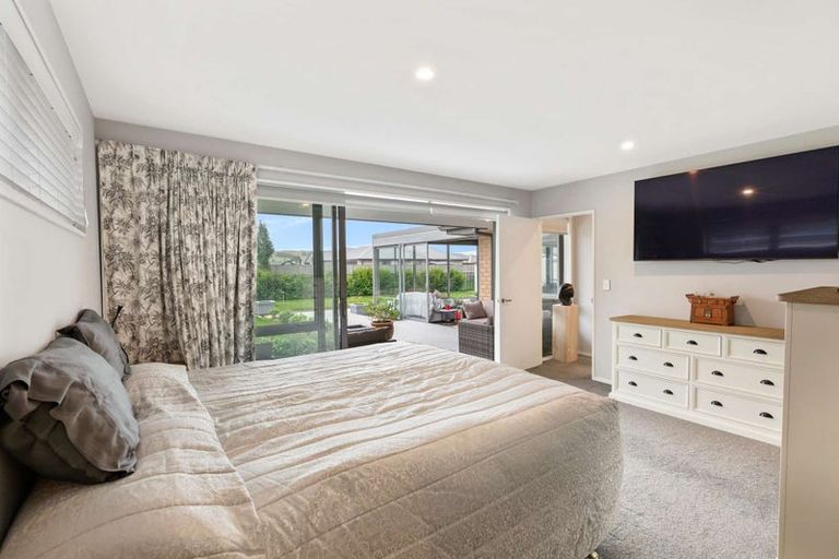 Photo of property in 5 Denton Street, Amberley, 7410