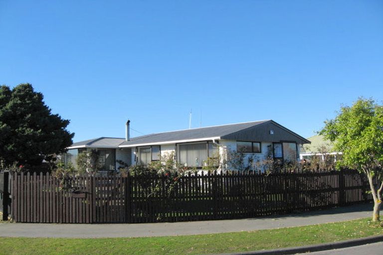 Photo of property in 10 Wolsey Place, Hillmorton, Christchurch, 8025